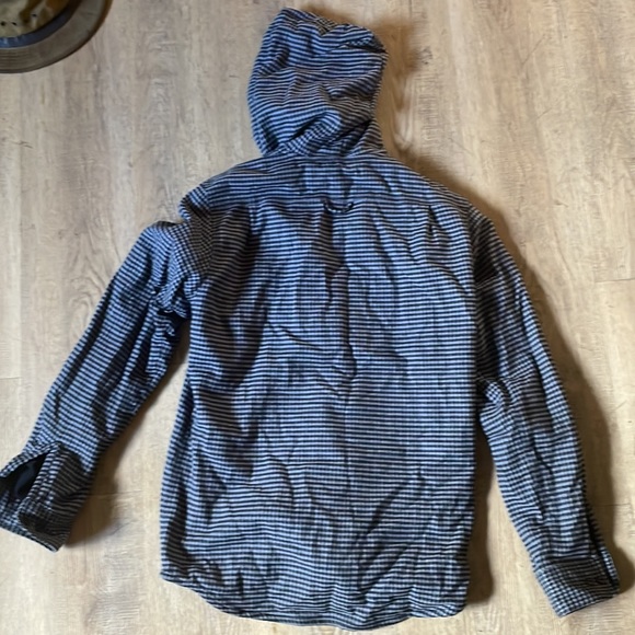 Hooded button up by HUF - Picture 3 of 3